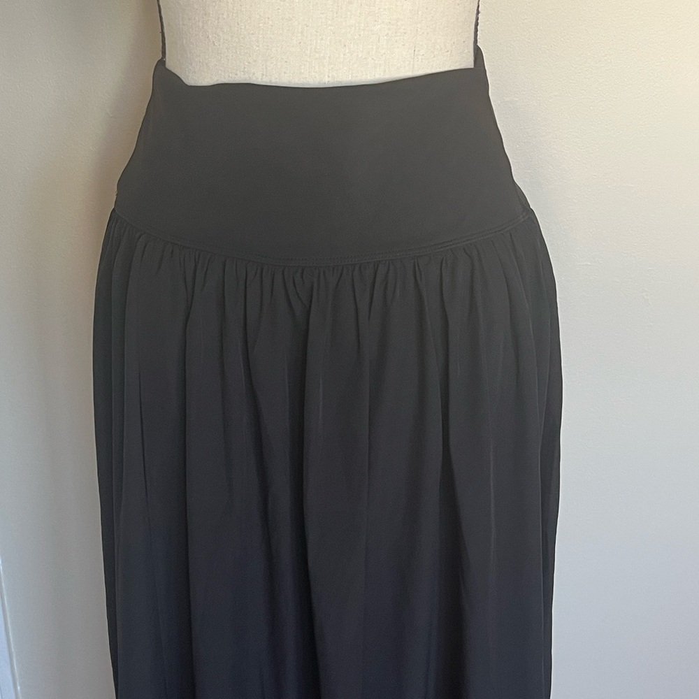 Halara High Waist Split 2 in 1 Flowy Maxi Skirt Skort - Picture 3 of 10